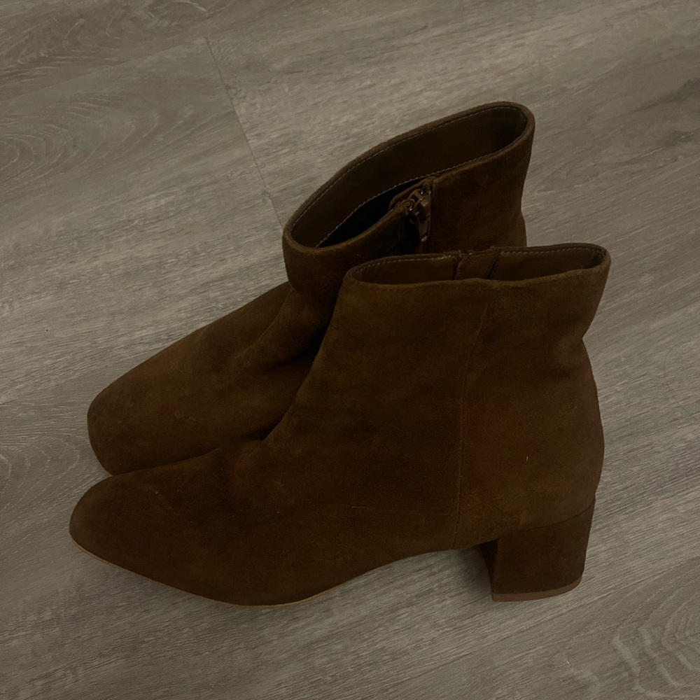 Suede Boots Urban Outfitters